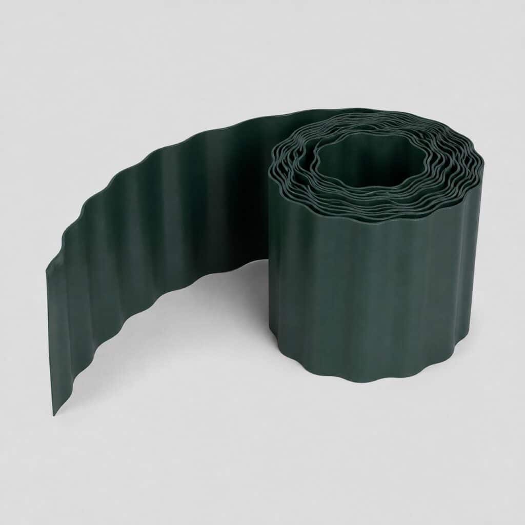 Rouleau de bordure de jardin souple partiellement déroulé