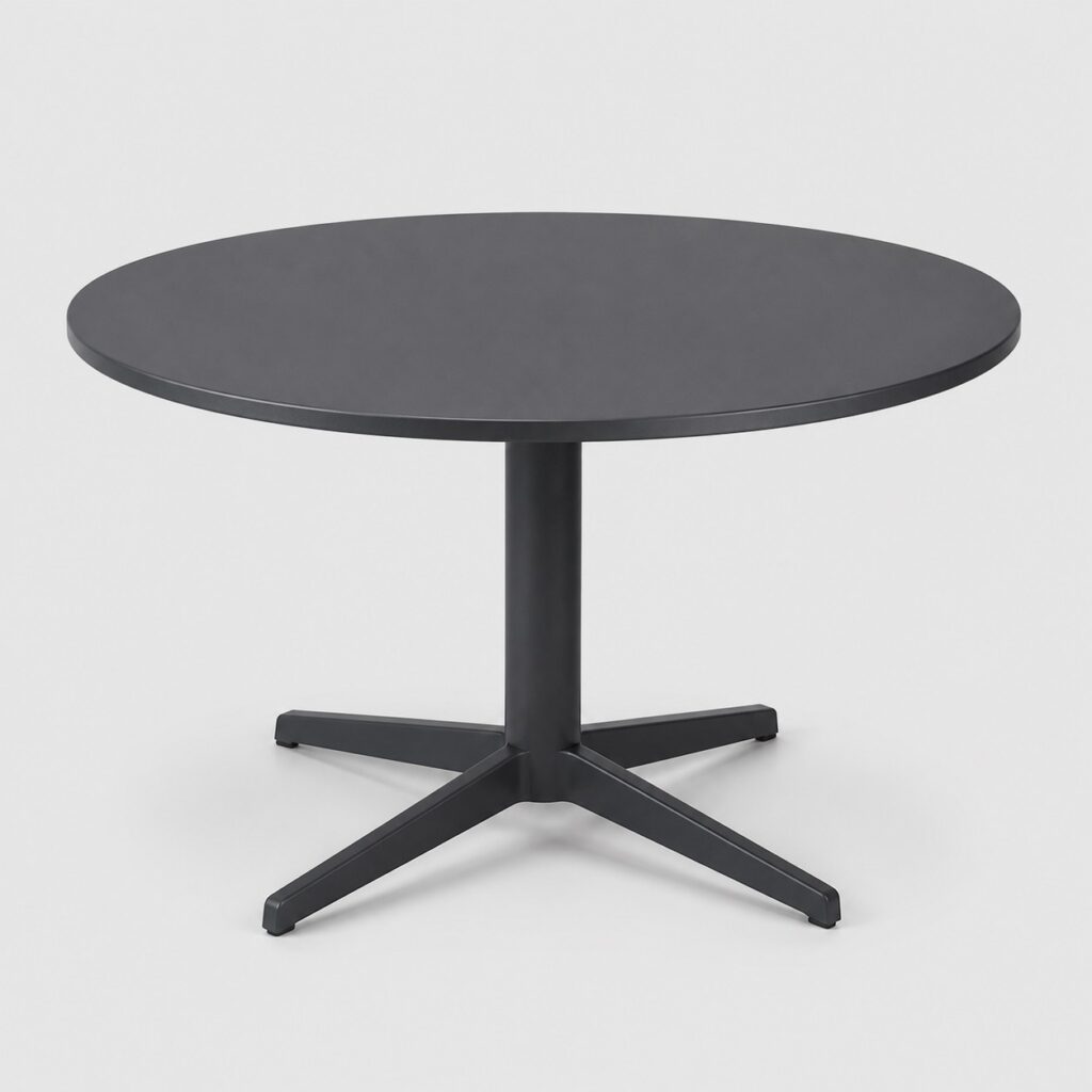 Table de jardin ronde en aluminium anthracite vue de trois quarts sur fond clair